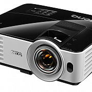 BenQ 9H.JE177.1HE